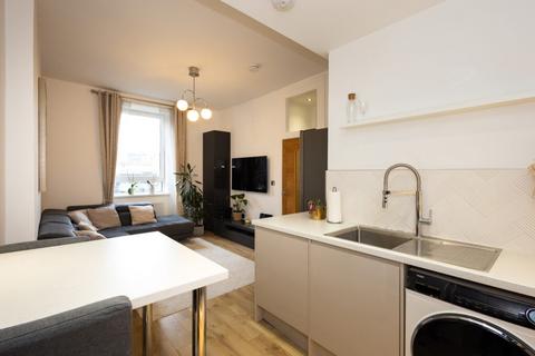 undefined, 13/2 Bothwell Street, Easter Road, EH7 5PX