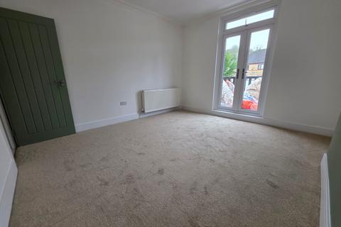 undefined, Ashburnham Road, Luton, Bedfordshire