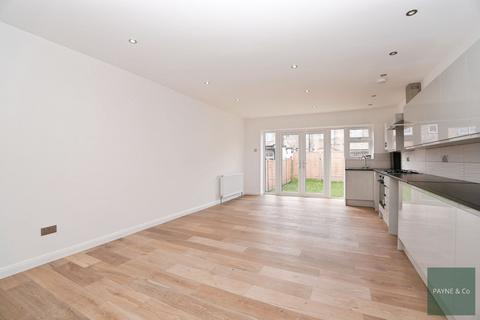 4 bedroom terraced house for sale, Sandyhill Road, Ilford, IG1