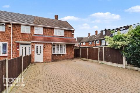 3 bedroom semi-detached house for sale, Wednesbury Gardens, Harold Hill