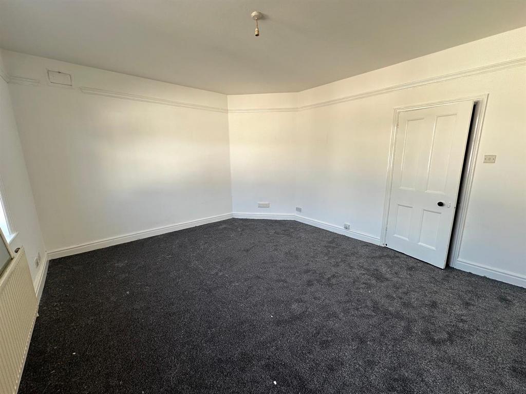 Lounge 313.jpeg