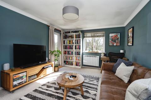 2 bedroom flat for sale, St. Botolphs Road, Worthing, BN11