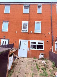 undefined, 3 Bedroom Town House in Ambleside Close, London, E9 Area