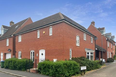 3 bedroom link detached house to rent, Wall Brown Way, Aylesbury HP19