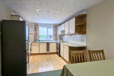 undefined, Cottingley Green, Leeds