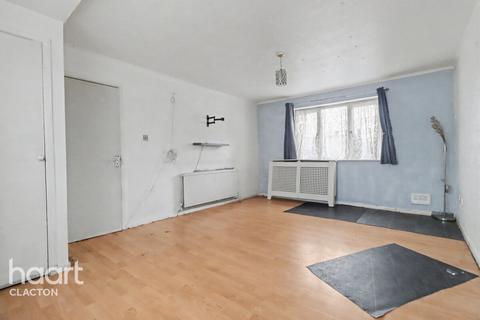 3 bedroom terraced house for sale, Aster Close, Clacton-On-Sea
