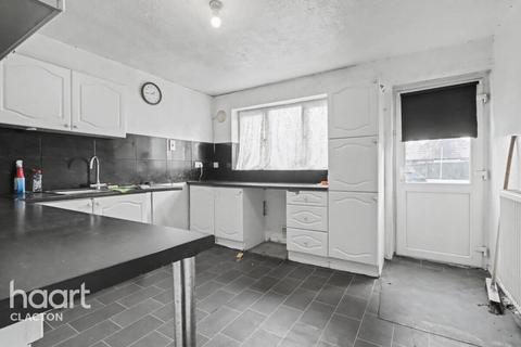 3 bedroom terraced house for sale, Aster Close, Clacton-On-Sea