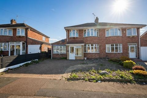 Wigston LE18