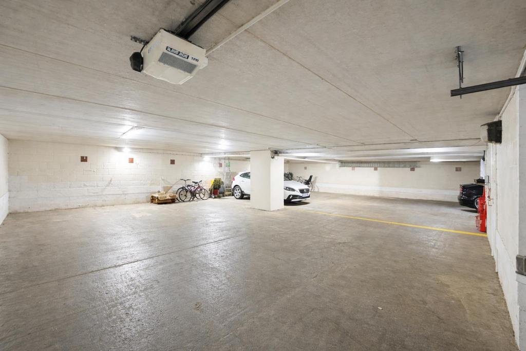 Parking garage.png