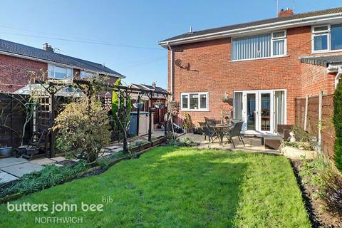 3 bedroom semi-detached house for sale, Harris Road, Northwich