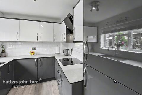 3 bedroom semi-detached house for sale, Harris Road, Northwich