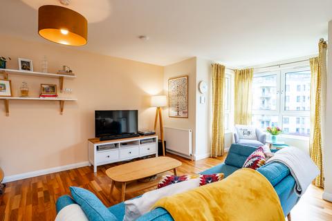 3 bedroom flat for sale, 3/11 Portland Gardens, Leith, Edinburgh, EH6 6NY