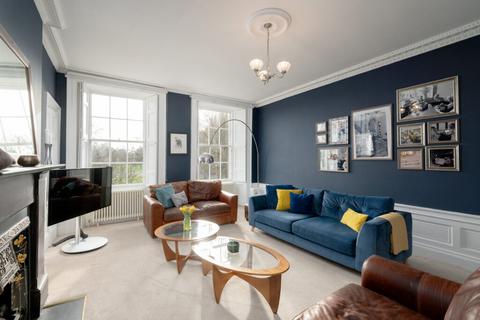 undefined, 10 (2F2) Wellington Place, Leith Links, EH6 7EQ