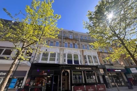 1 bedroom flat to rent, Commercial Street, Newport, NP20