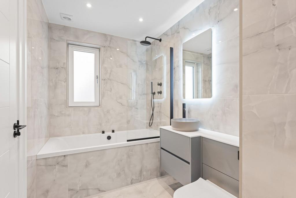 Downstairs Family Bathroom