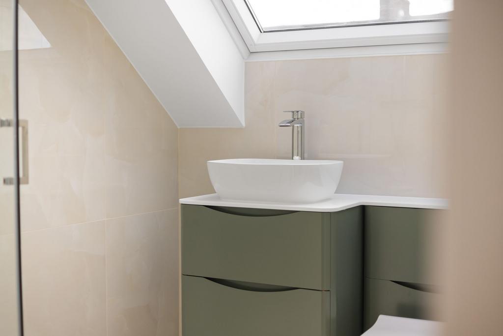 Upstairs Family Bathroom