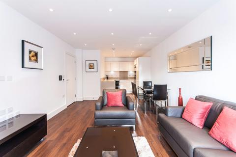 2 bedroom flat to rent, Queensland Road, Islington, London, N7