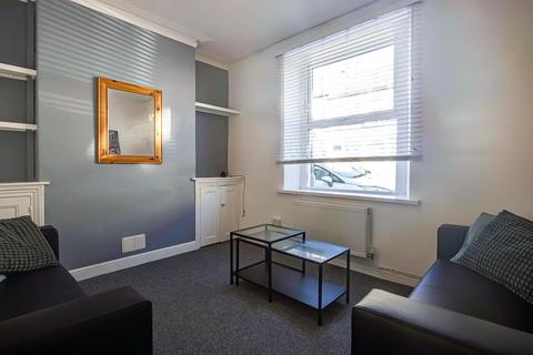 4 bedroom terraced house for sale, Emerald Street, Cardiff CF24