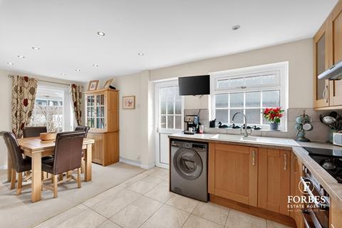 2 bedroom bungalow for sale, Queensway, Blackburn BB2