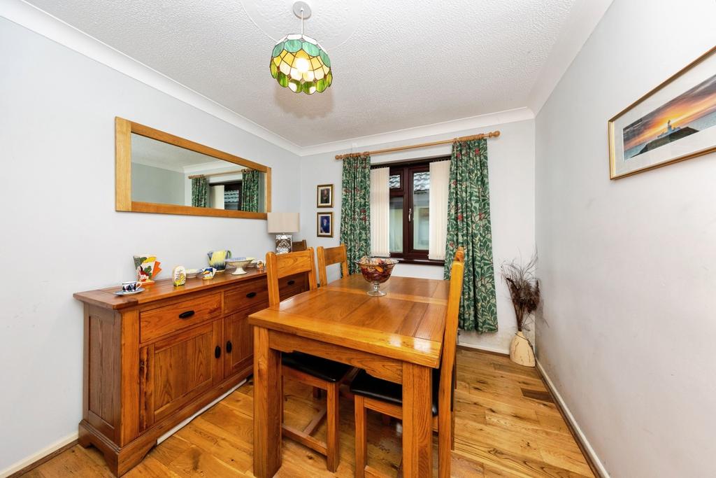 Pbox-IMG.jpg