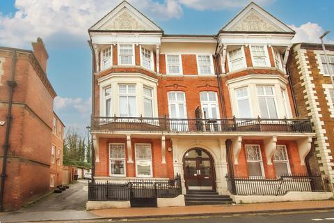 undefined, High Street, Wellingborough NN8