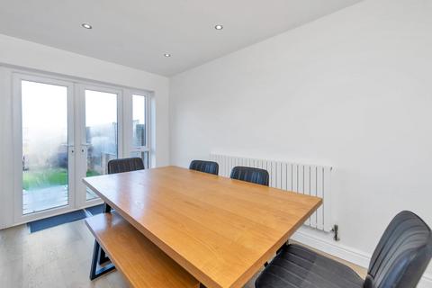 undefined, Wheatfield Crescent, Royston SG8