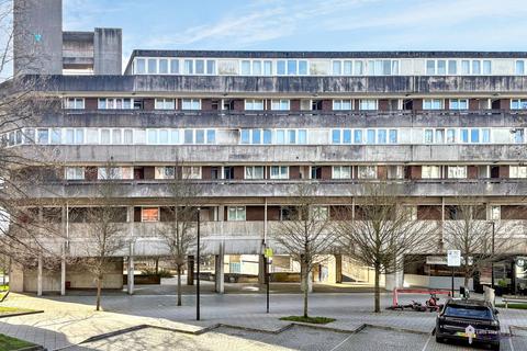 1 bedroom flat to rent, Wyndham Court, SO15