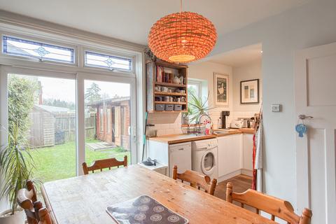 3 bedroom semi-detached house to rent, Albert Road, Parkstone