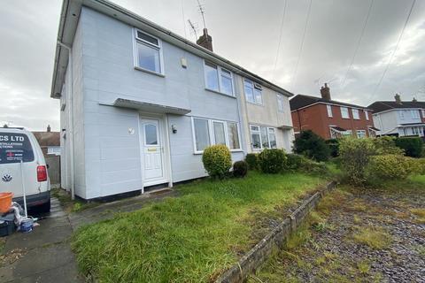 3 bedroom semi-detached house to rent, Tabley Road, Wistaston