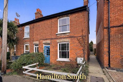 3 bedroom end of terrace house for sale, Central Road, Leiston