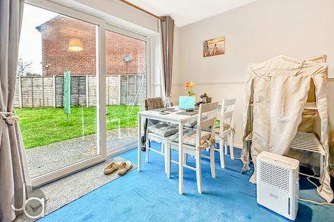 3 bedroom semi-detached house for sale, Holt Drive, Colchester