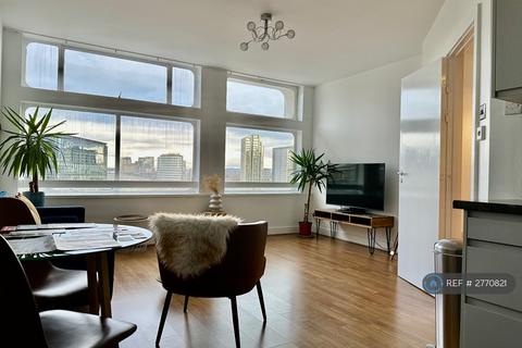 2 bedroom flat to rent, City Heights, Salford, M3