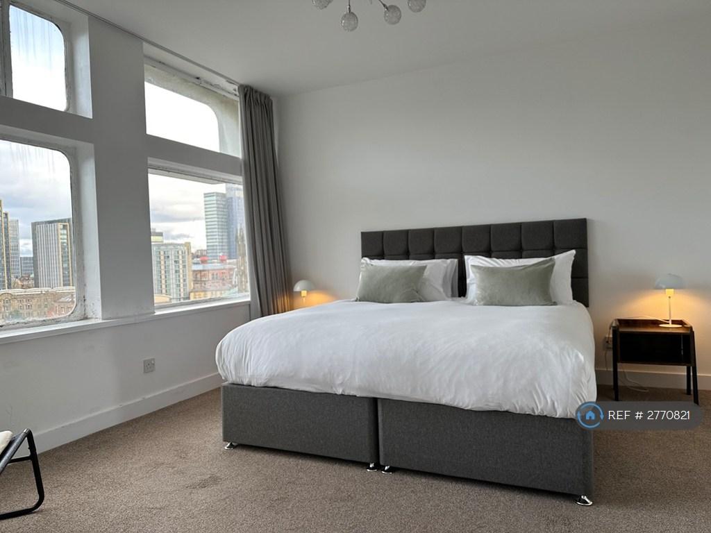 En Suite Master Bedroom