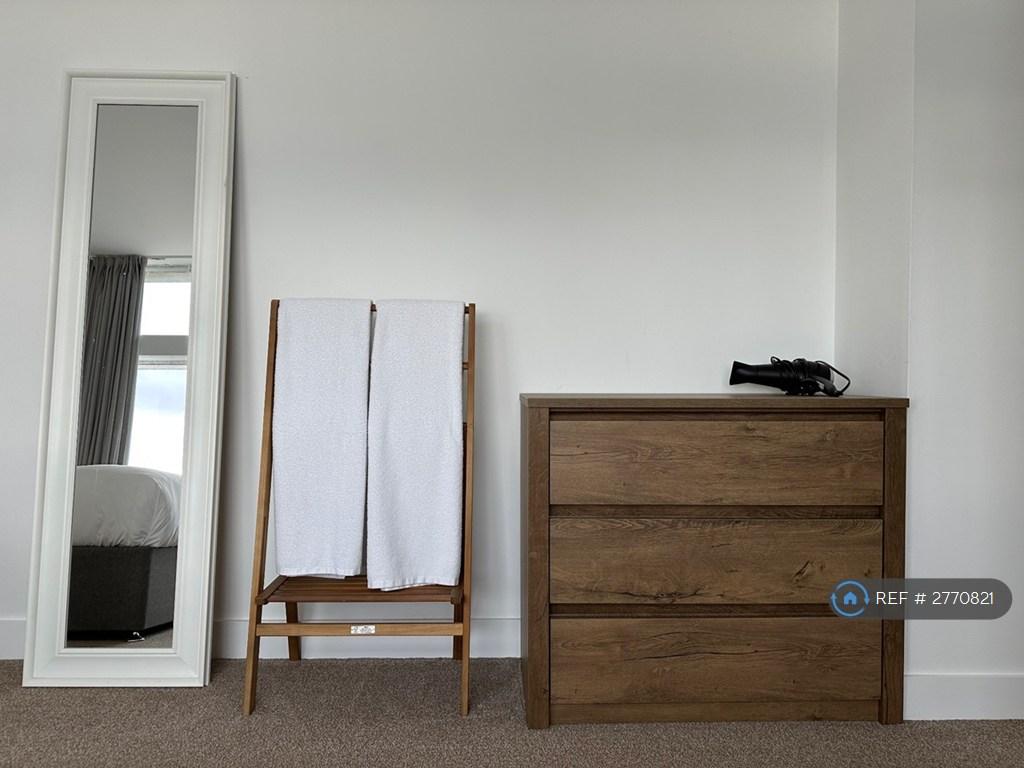 En Suite Master Bedroom