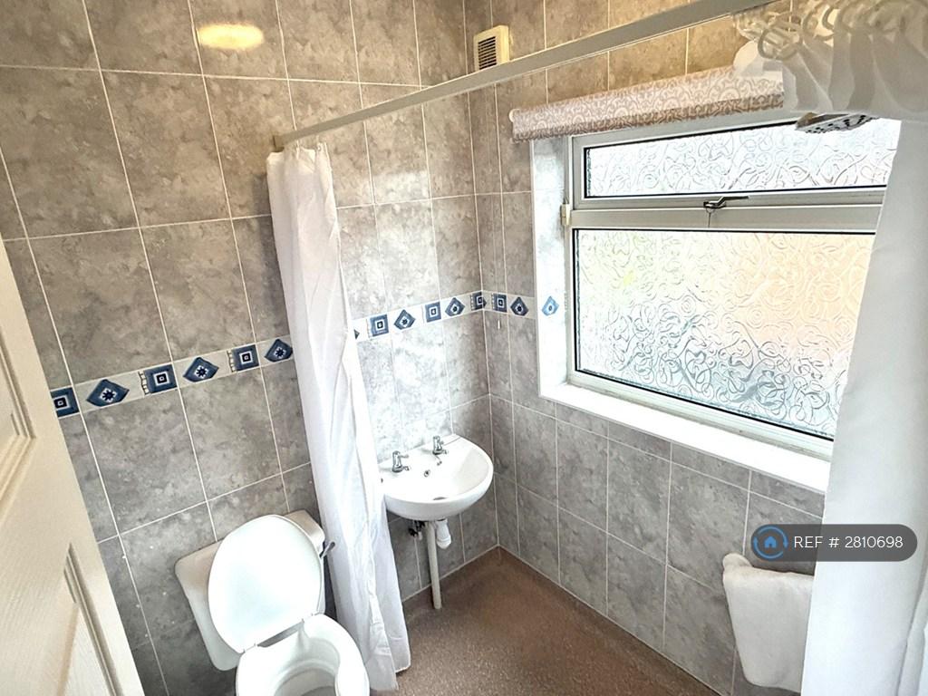 Toilet Photo 1