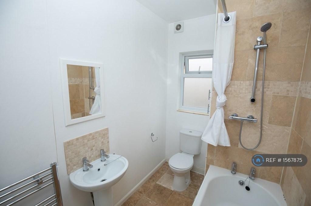 Bathroom 1st Floor
