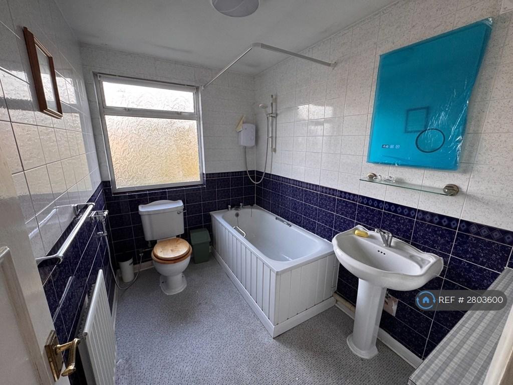 Bathroom 2