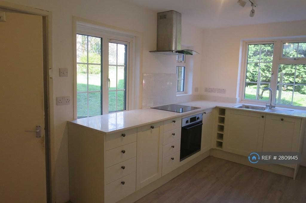 Newly Fitted Kitchen