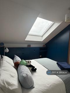 2 bedroom maisonette to rent, Longfellow Way, London, SE1