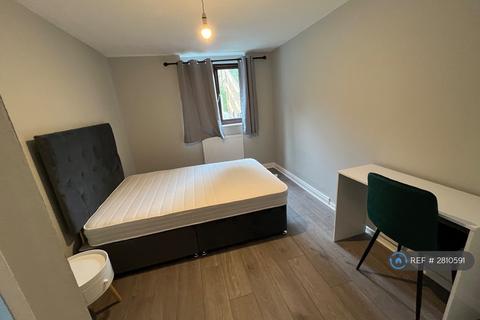 1 bedroom in a house share to rent, Lippits Hill, Langdon Hills, Basildon, SS16