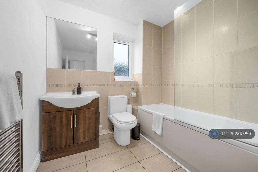 Main Bathroom