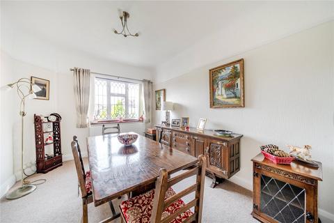 2 bedroom bungalow for sale, Winslow Way, Walton-On-Thames, KT12