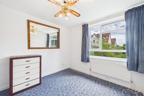 undefined, Grainford Court, Crescent Road, Wokingham
