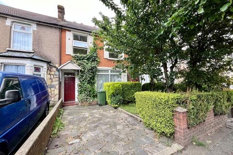 Mawney Road, Romford