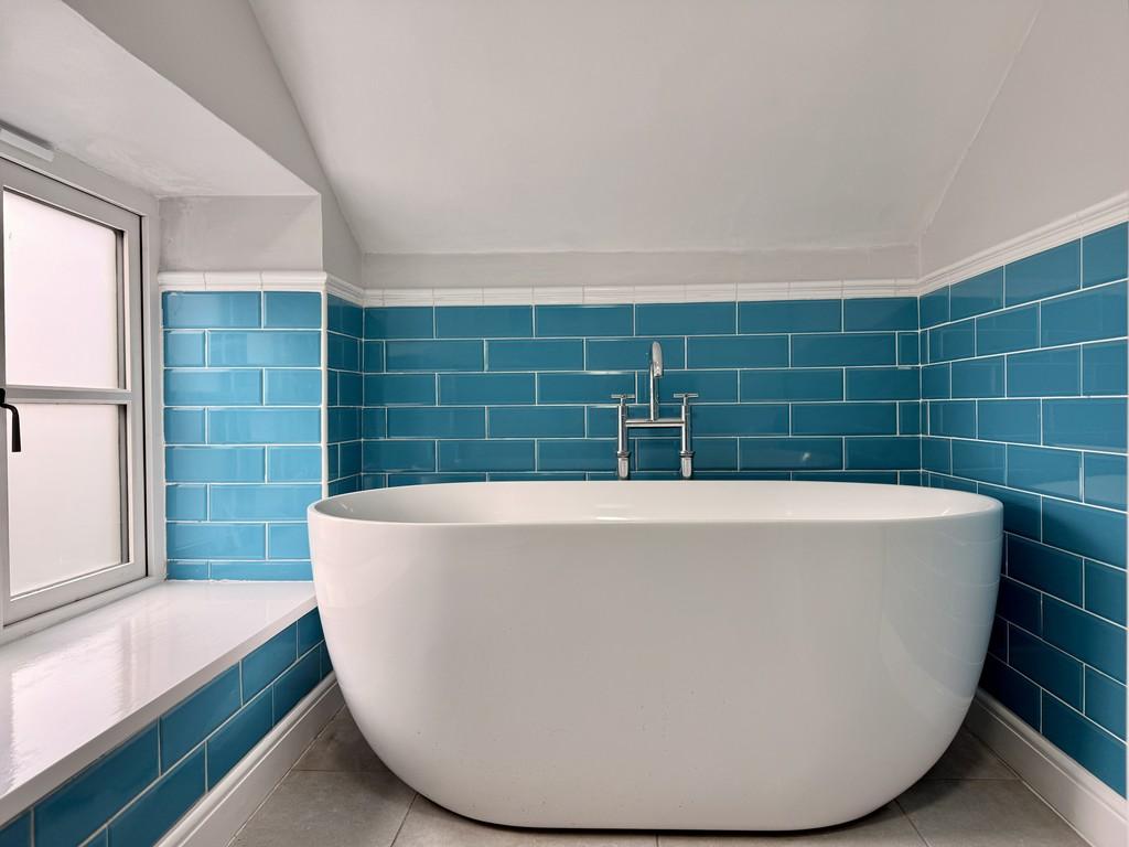 Free Standing Bath