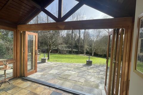 undefined, Venus Lane, Clutton