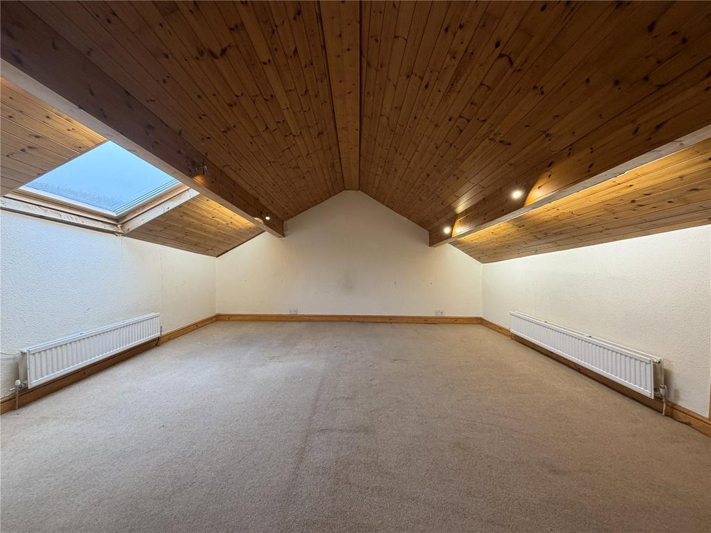 Maste Bedroom