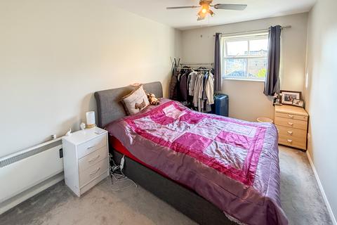 1 bedroom flat for sale, Chamberlayne Avenue, Preston Road, Wembley, HA9
