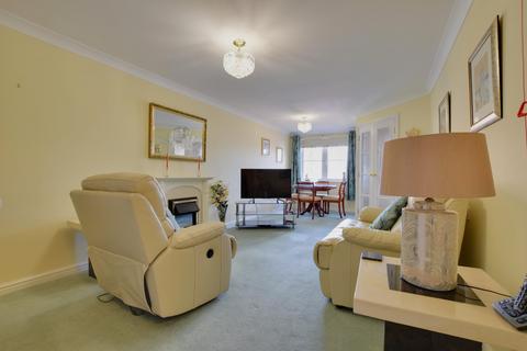 2 bedroom flat for sale, Cooper Court, Spital Road, Maldon