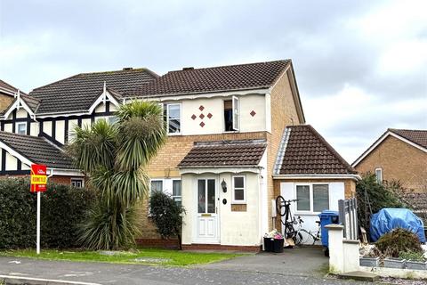 3 bedroom detached house for sale, Rockcliffe Close, Swadlincote DE11